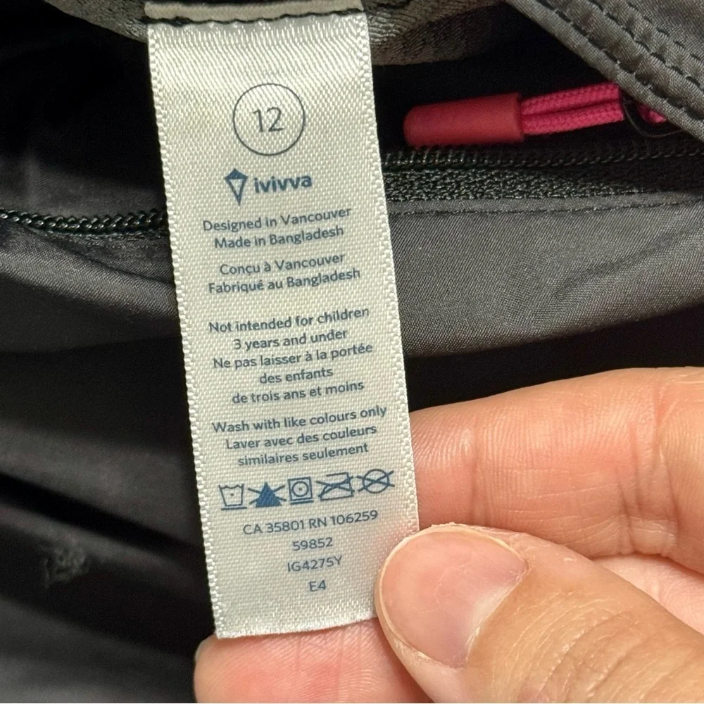 Ivivva By Lululemon Girls Reversible Jacket Black and Gray Size 12